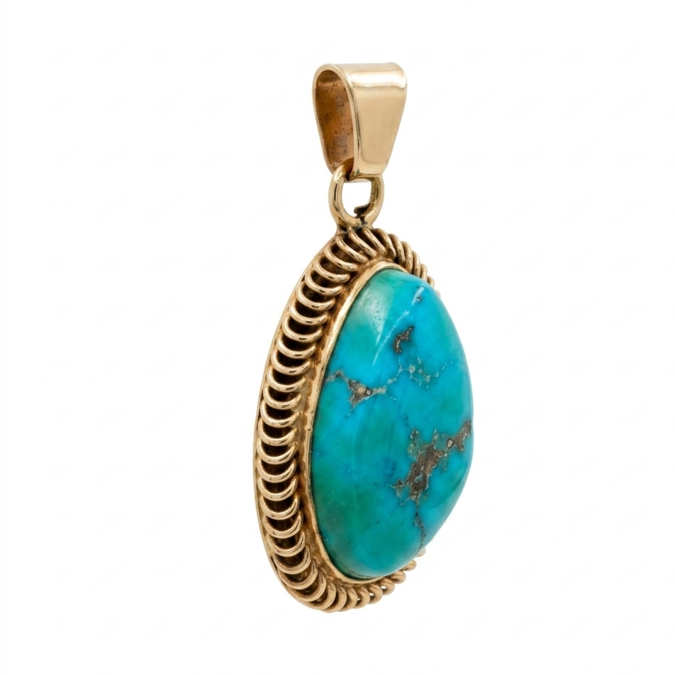 14KY Beautiful Turquoise Pendant weighing 6.4 grams