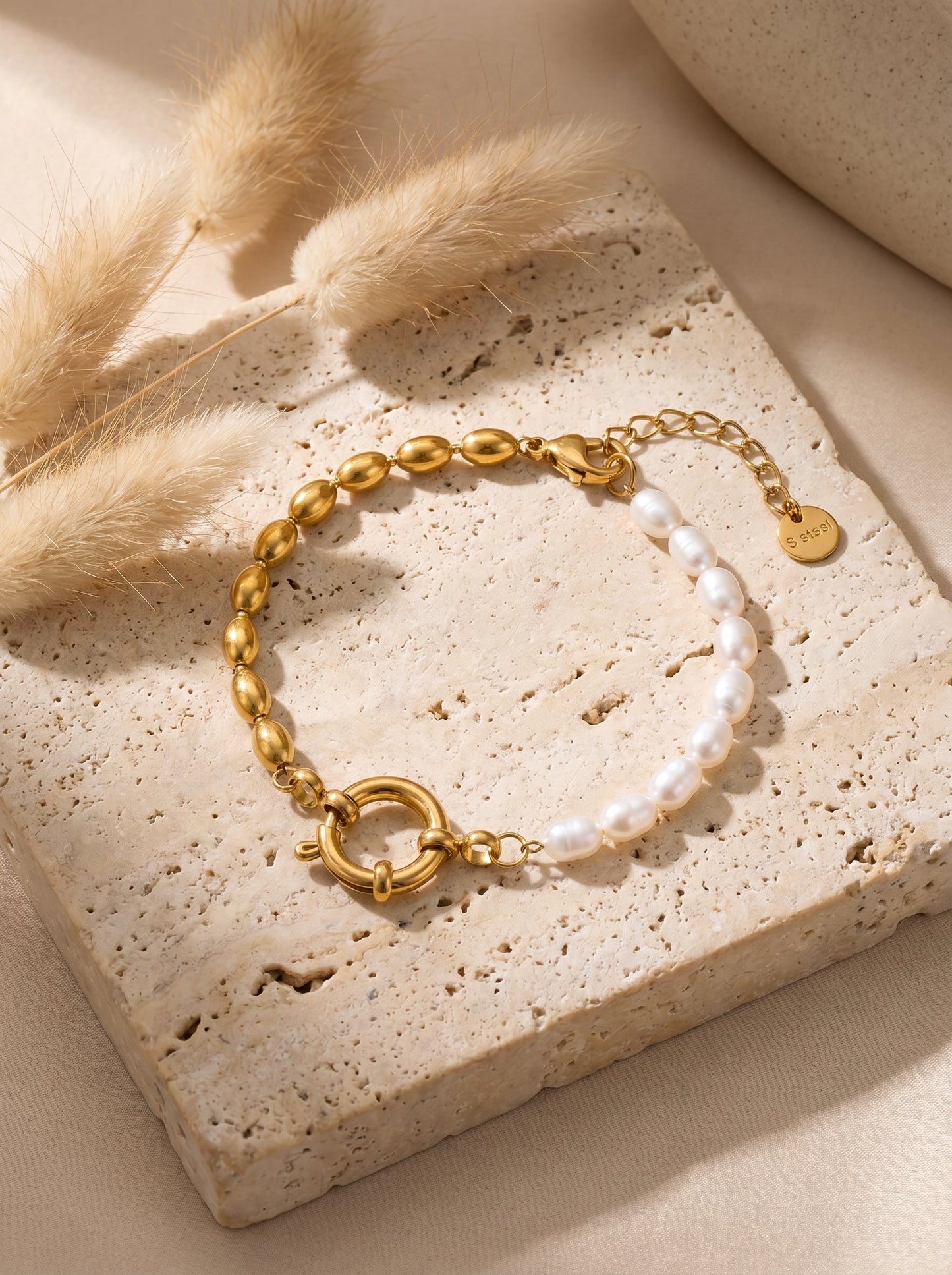 Bracelet Boulogne | Duo Perles d'Eau Douce & Chaîne Dorée – Univers Parisienne Chic