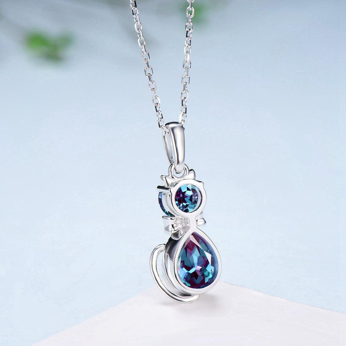 Dainty cat alexandrite necklace cute silver white gold bow-knot pendant necklace unique personalized Cat's Paw anniversary gift for daughter