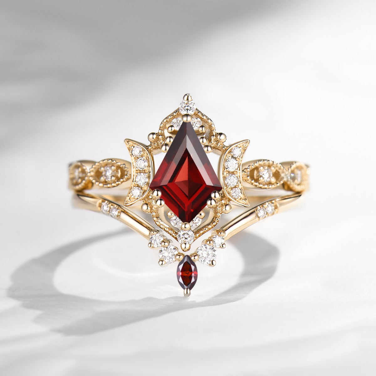 Crescent Moon | Kite Cut Unique Garnet Engagement Ring Set 2pcs - Luna