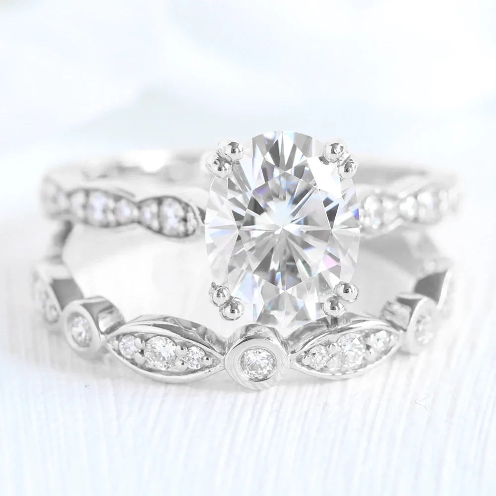 Grace’s Bezel | Oval Lab Diamond Solitaire Bridal Set 2pcs