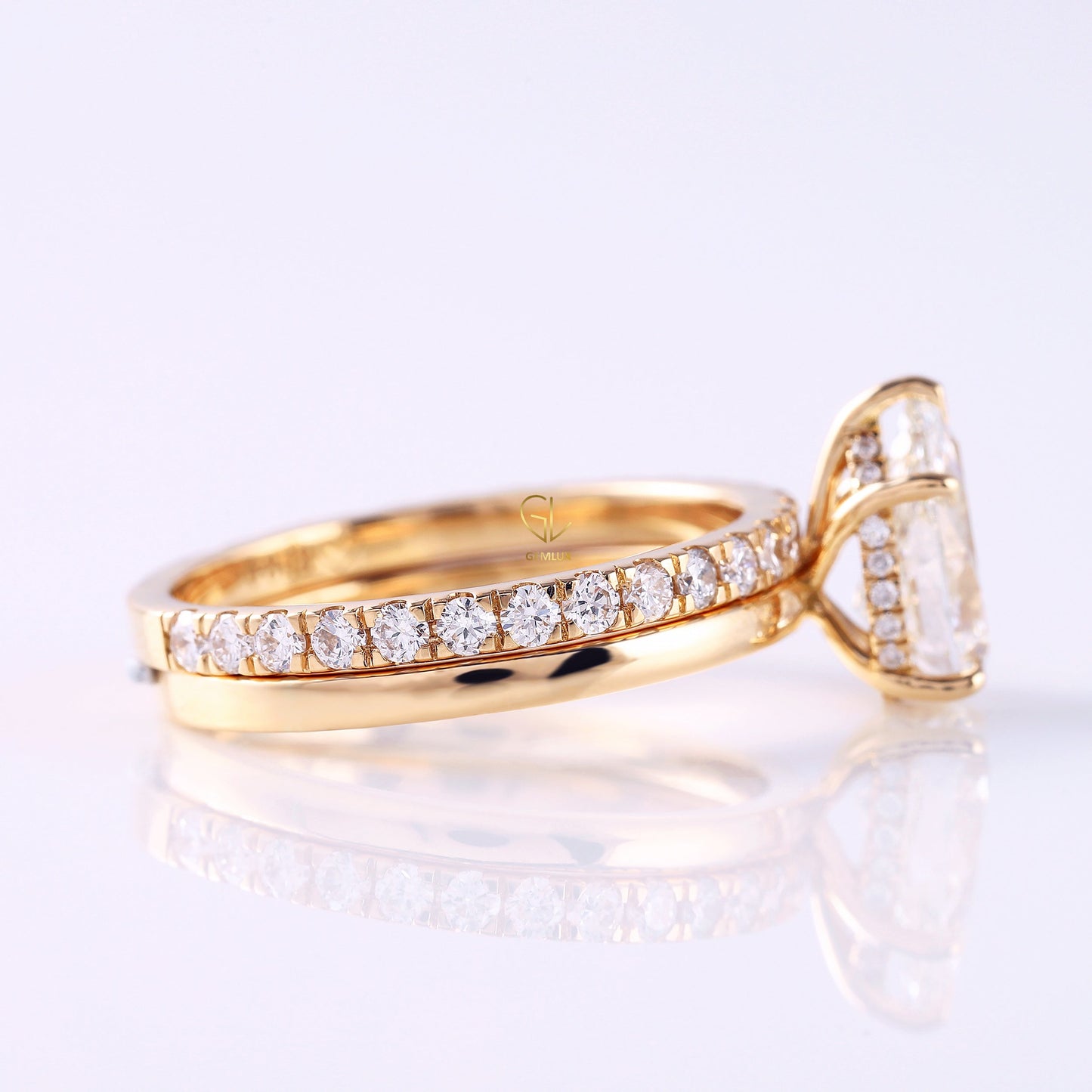 2 Ct Pear Cut Lab Grown Diamond Ring Set