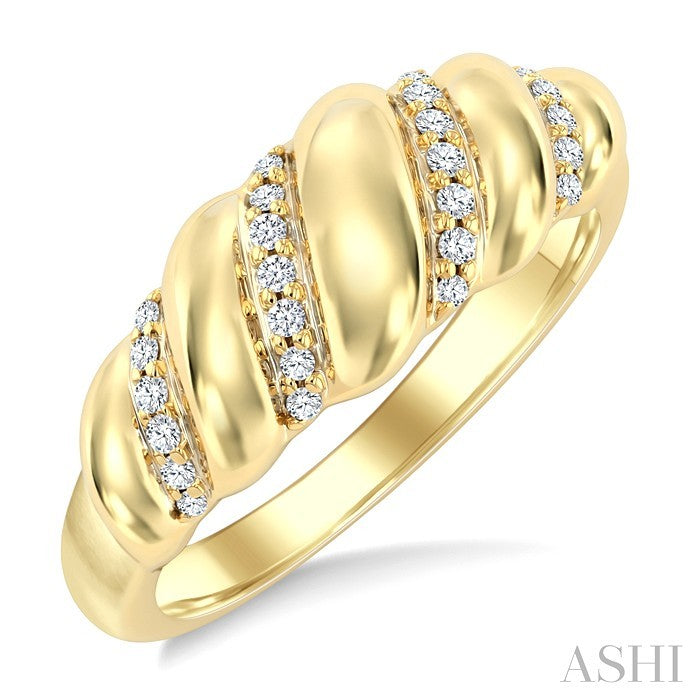 Bold Swirl Diamond Fashion Ring