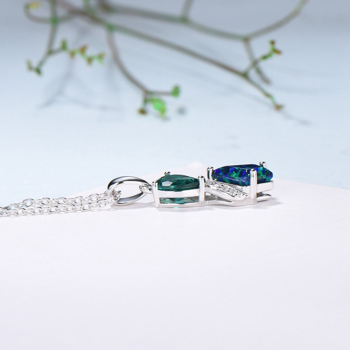 Unique Kite Cut Black Fire Opal Pendant Necklace Women Alternative Moissanite Pear Shaped Emerald Necklace Vintage Snake Anniversary Gifts