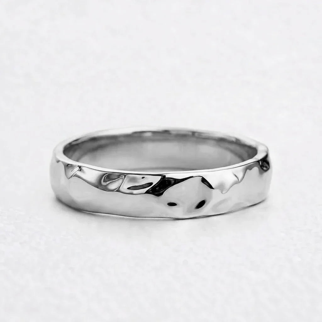 Liquid Flow | Unisex Wedding Band with Molten Texture