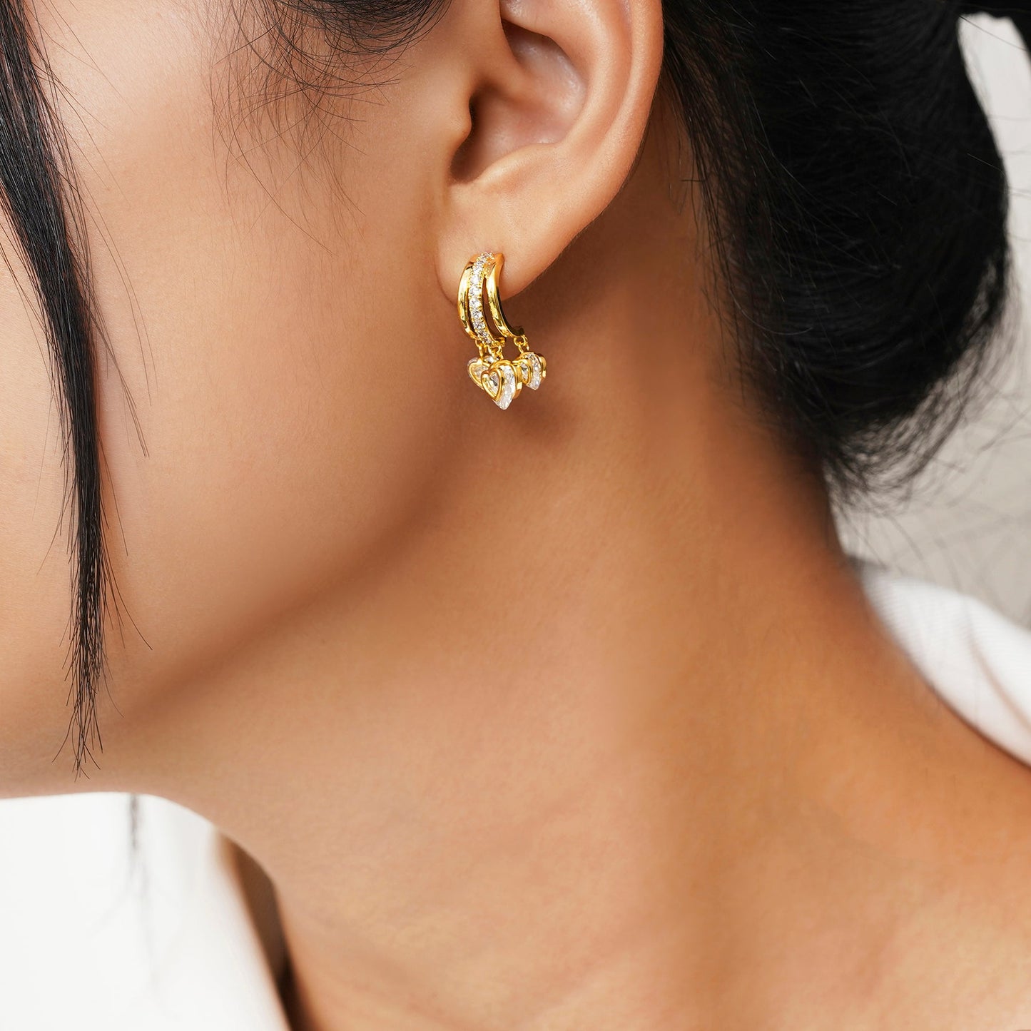 Romantic Heart Charm Dangle Hoop Earrings – Elegant Gold Fashion Jewelry