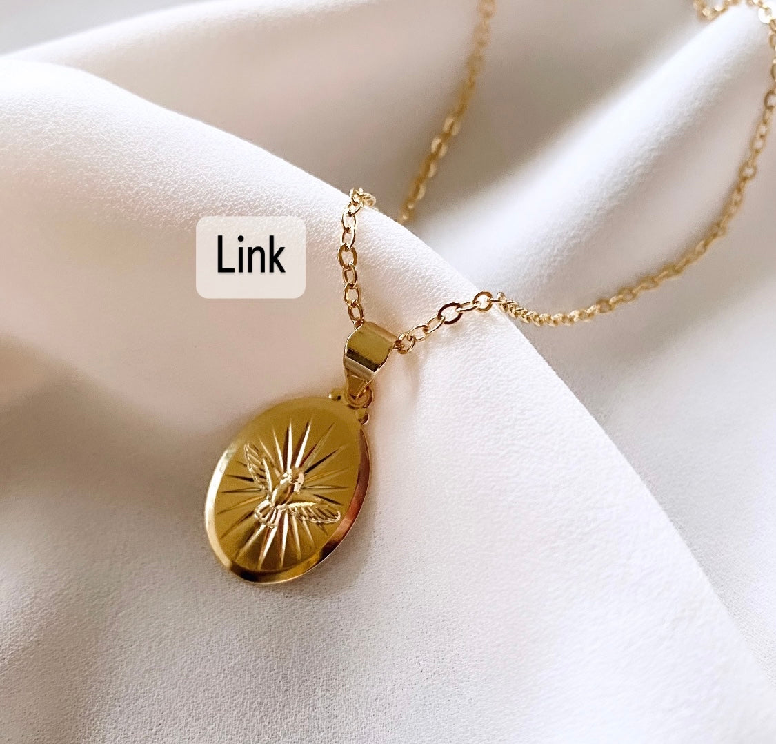 Etched Bird Necklace Gold Filled Dove Pendant Necklace Shiny Gold Oval Charm Necklace Sparrow Pendant Minimalist Jewelry Christmas Gift Idea