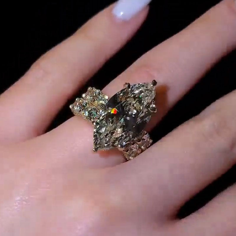 3PC Oval Cut Ring Set With Marquise Cut Band