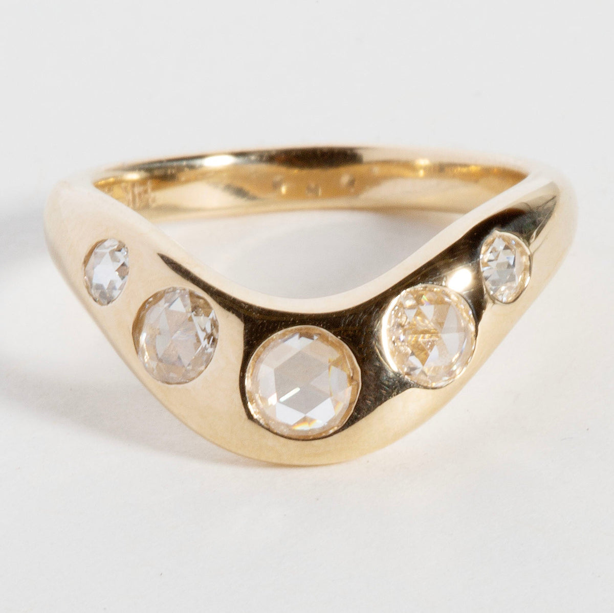 ROSE CUT DIAMOND CURVED BAND