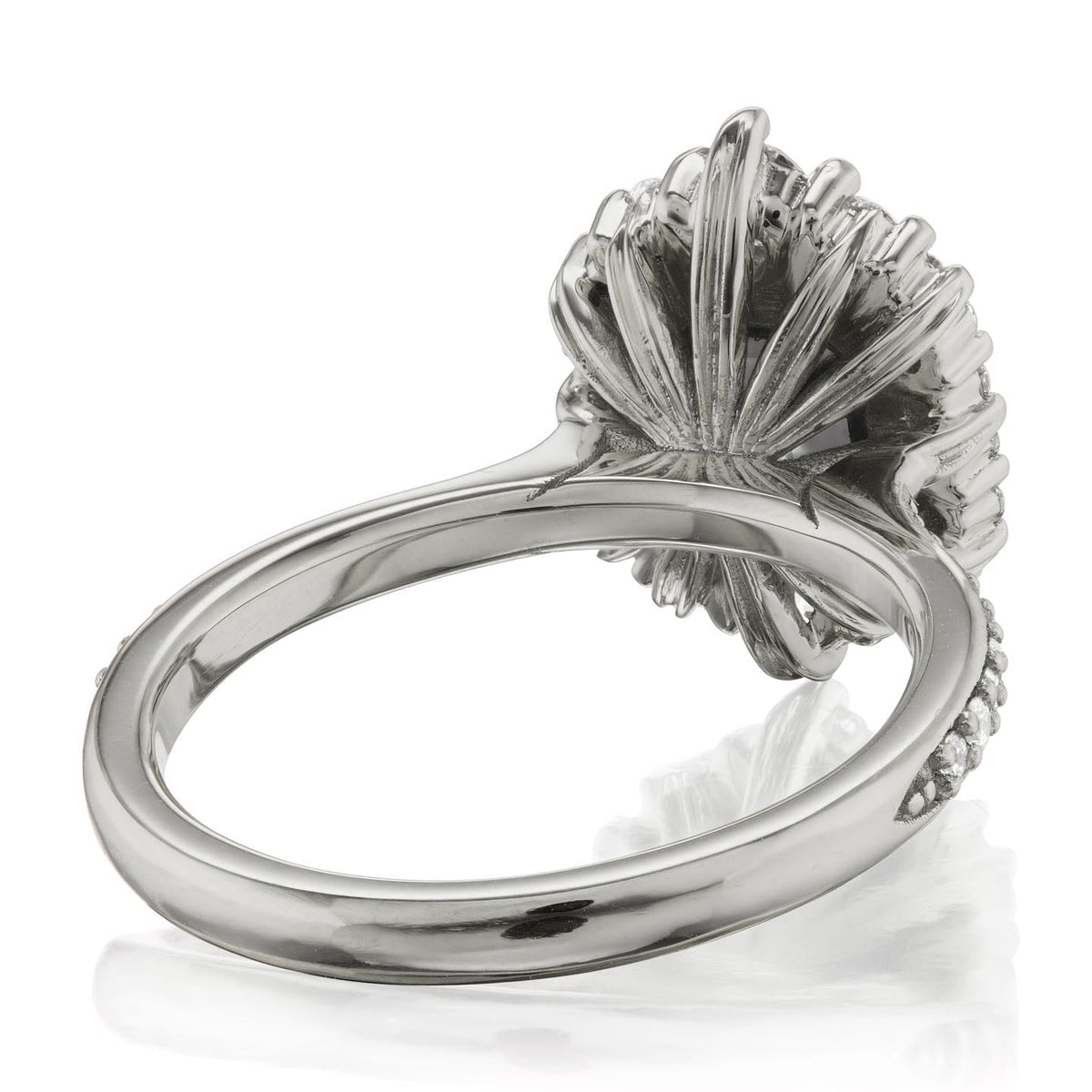 ・ROSALIND・Asscher Cut Lab-Grown Diamond Center, Diamond Halo (1.90ctw+)