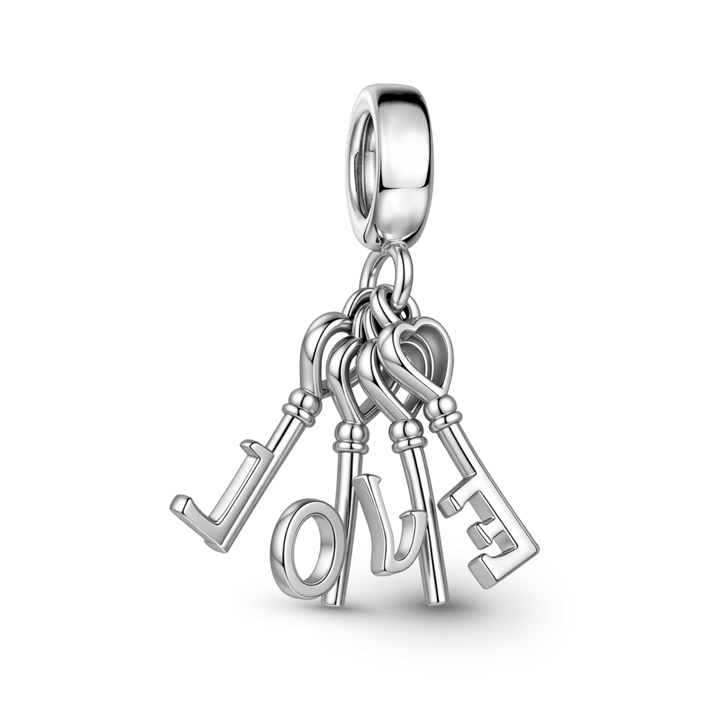 Gnoce "LOVE" Key Charm Platinum-plated Silver Blend