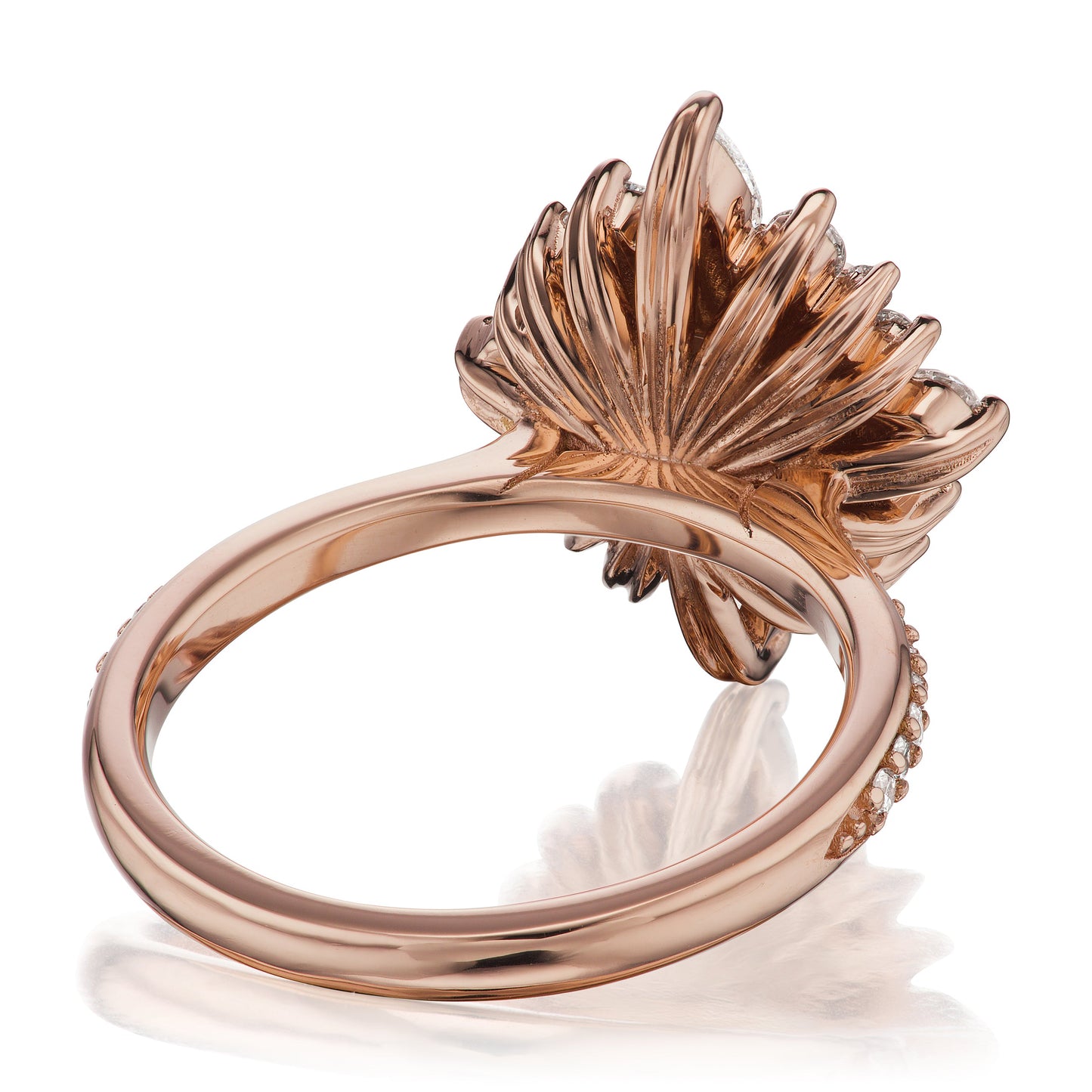 ・ZAHRA・Lab-Grown Diamond Center, Diamond Halo (2.ctw+)