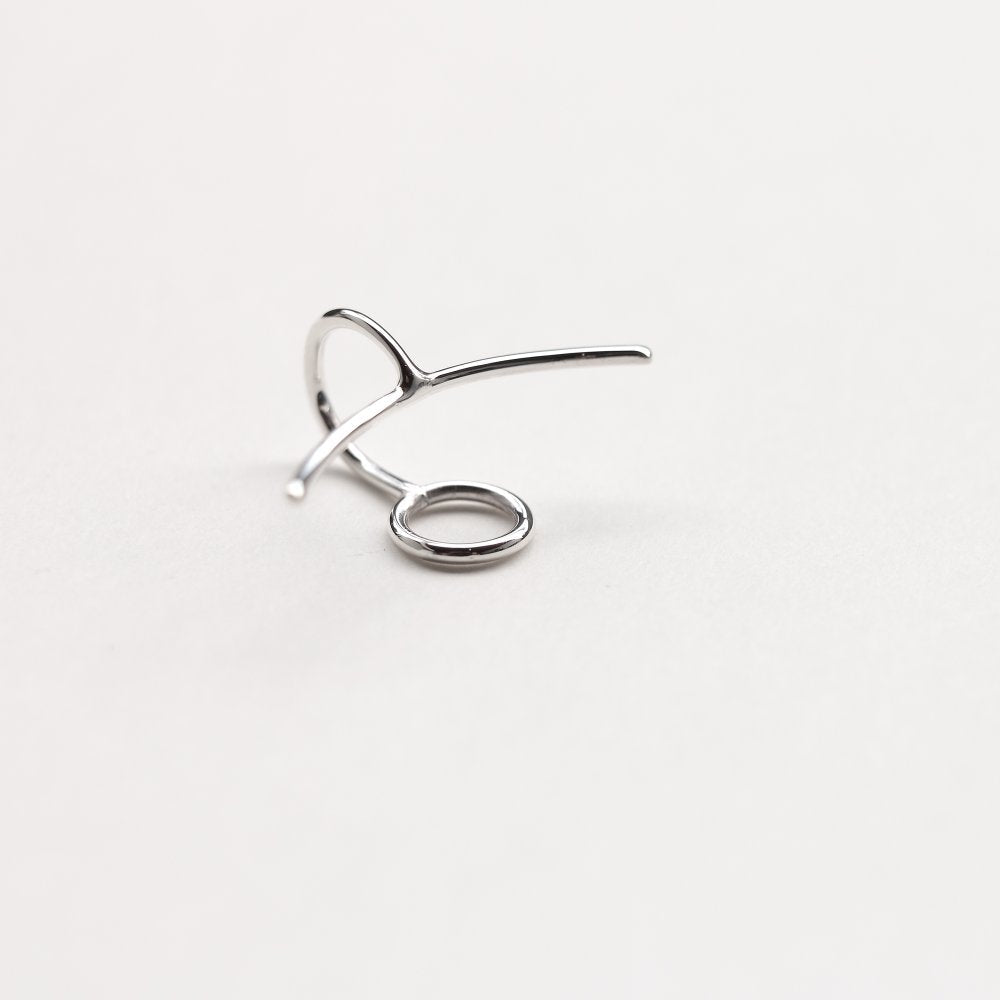 CIRCLE & LINE EAR CUFF