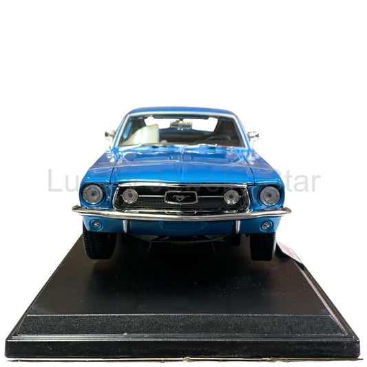 Maisto Special Edition 1/18 Scale Die Cast Metal 1967 Ford Mustang GTA Fastback - image 2