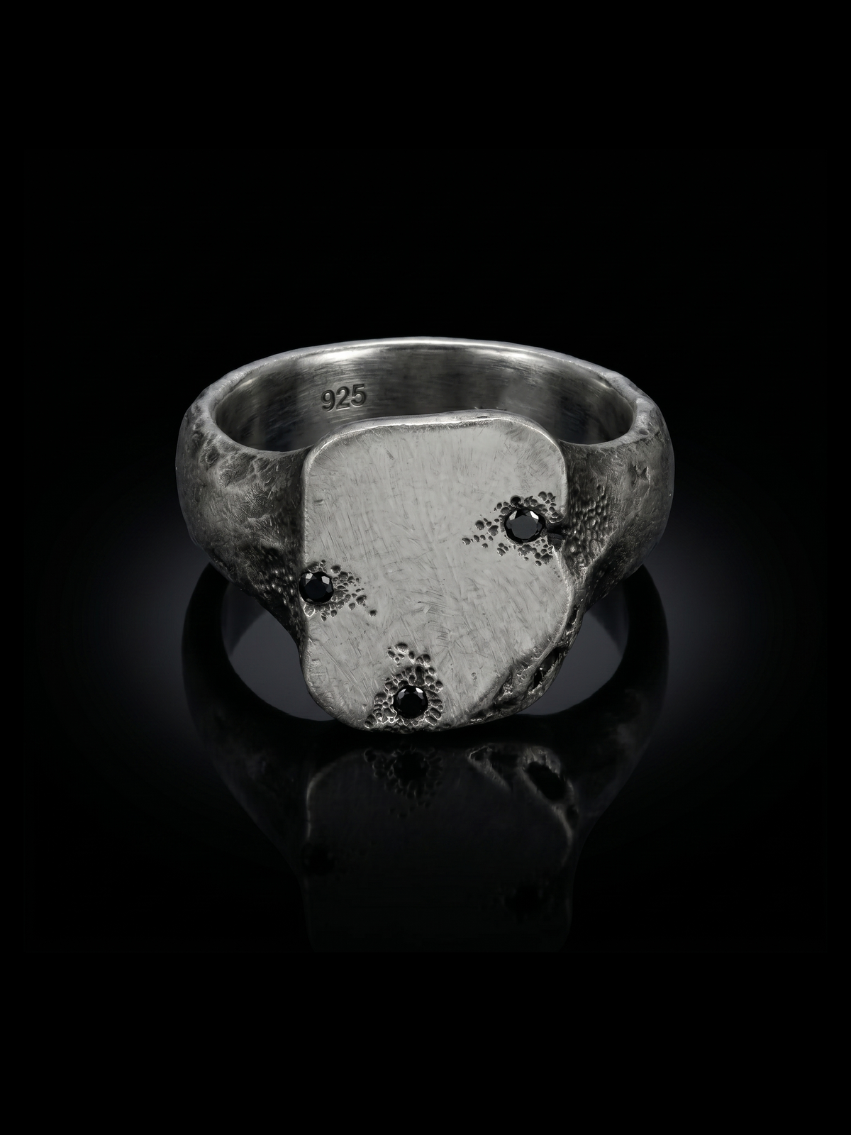 Black Onyx Gemstone Men's Ring By Harshita Jewellery