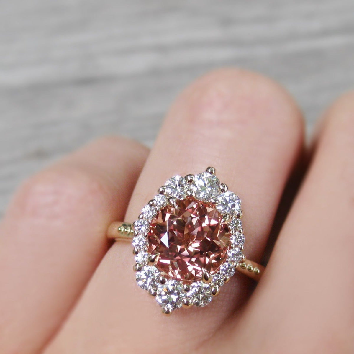 ・EMERSON・Peach Sapphire Center, Diamond Halo (3.25ctw+)
