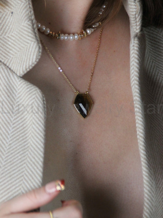 PETRA Pentagon necklace - Natural stone shield pendant - image 2