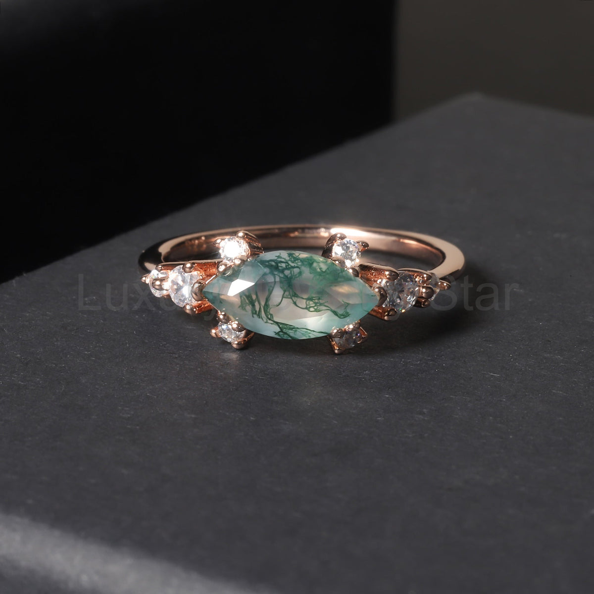 1.5ct Marquise Cut Moss Agate Cluster Vintage Ring - image 4