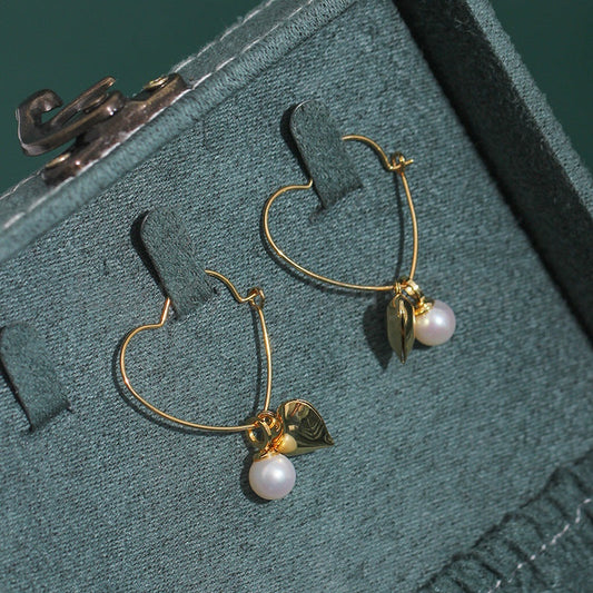 Pearl Heart Earrings - image 2