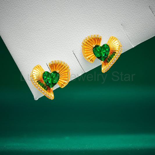 Vintage Green Heart Stud Earrings – Romantic Statement Jewelry - image 2
