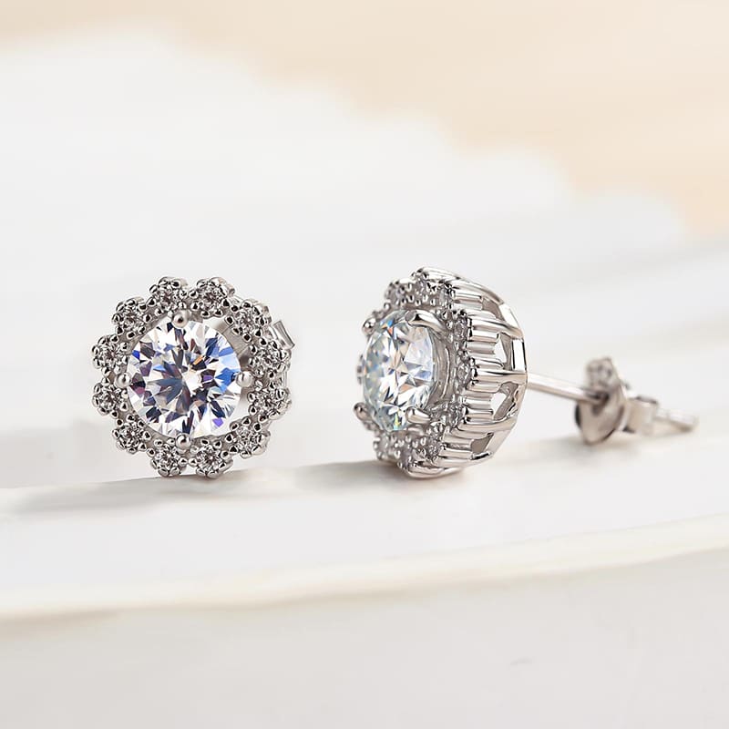 Solarii Moissanite Round Cut Flower Design 925 Sterling Silver Stud Earrings