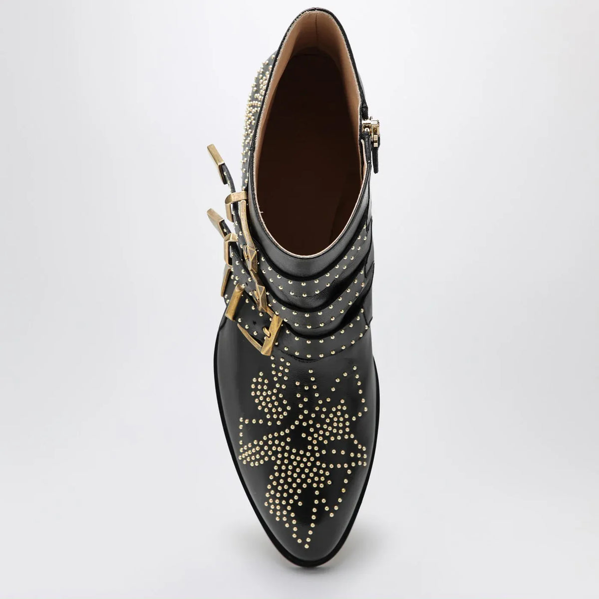 Chloé - Susanna ankle boots in black with studs