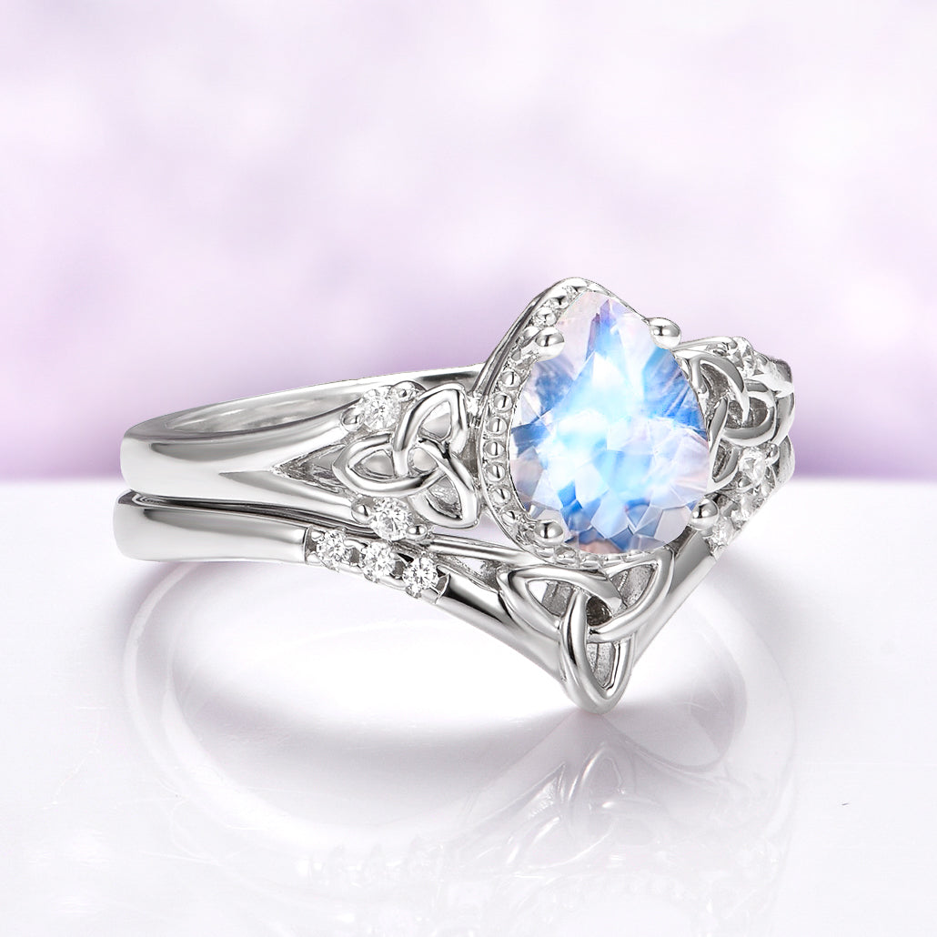 Celtic Knot Moonstone Ring Set in Sterling Silver