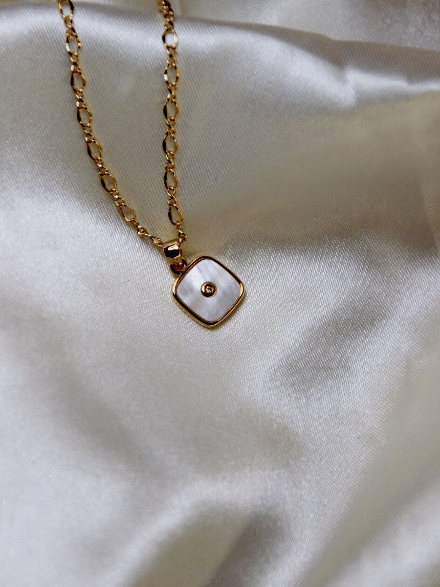 SALOMÉ necklace