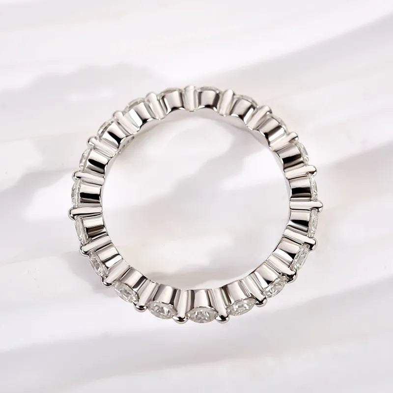 Graceful 925 Sterling Silver Round Cut Wedding Ring