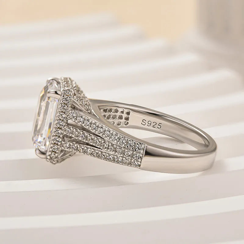 Breathtaking Emerald Cut 2.5ct Split Shank Engagement Ring In Sterling Silver