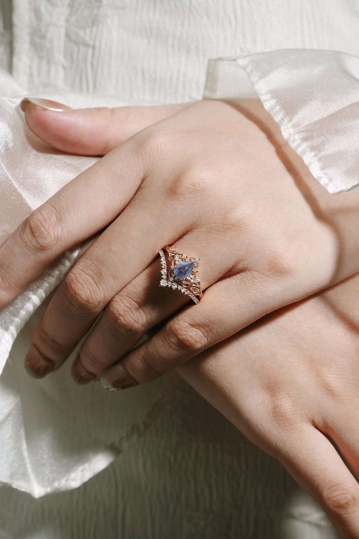 Pear Cut Alexandrite Leaf Bridal Sets 2pcs