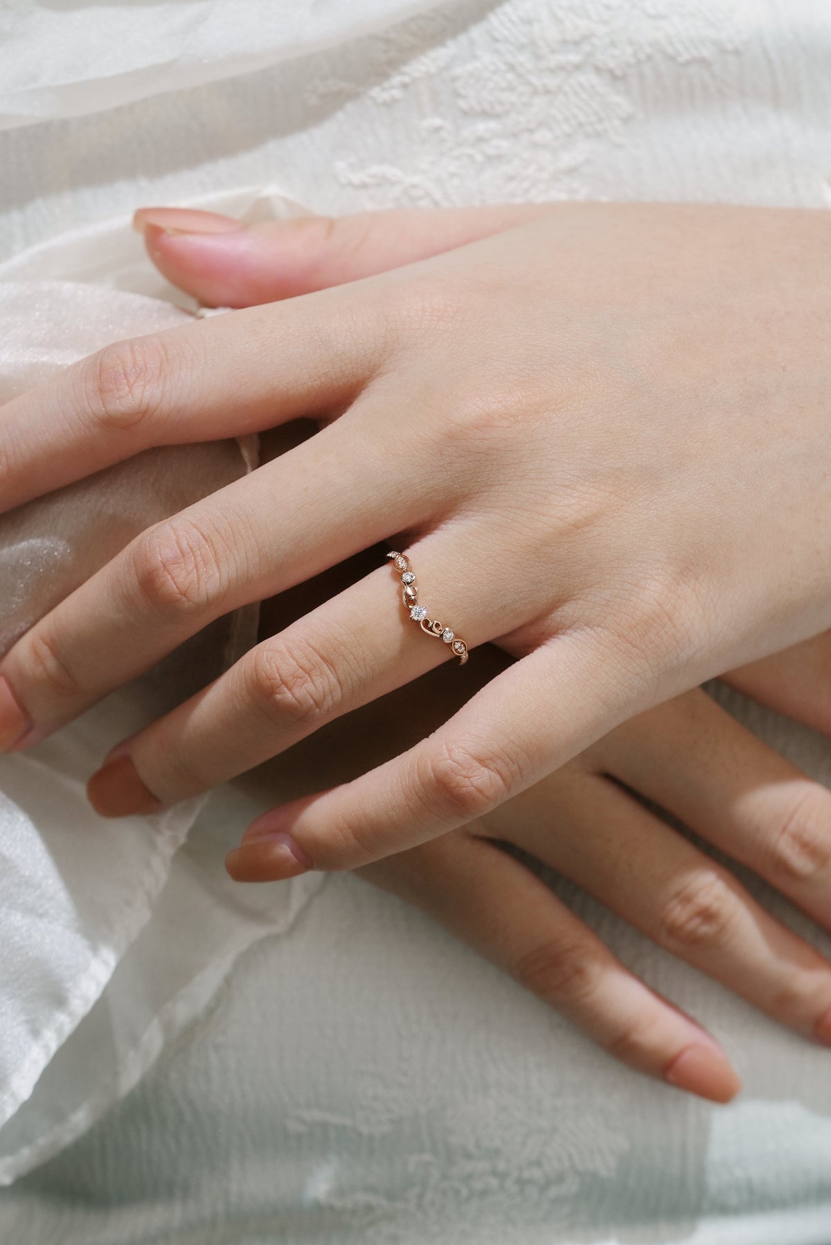 Vintage Design Chevron Wedding Band