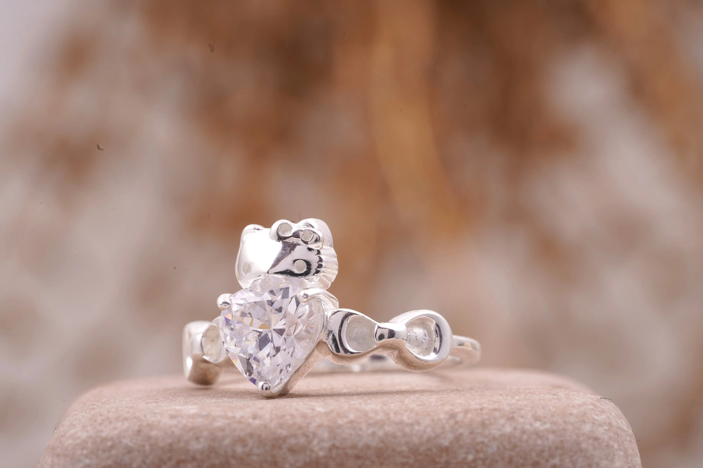 Kitty Diamond Heart Ring | Cute Animal Jewelry