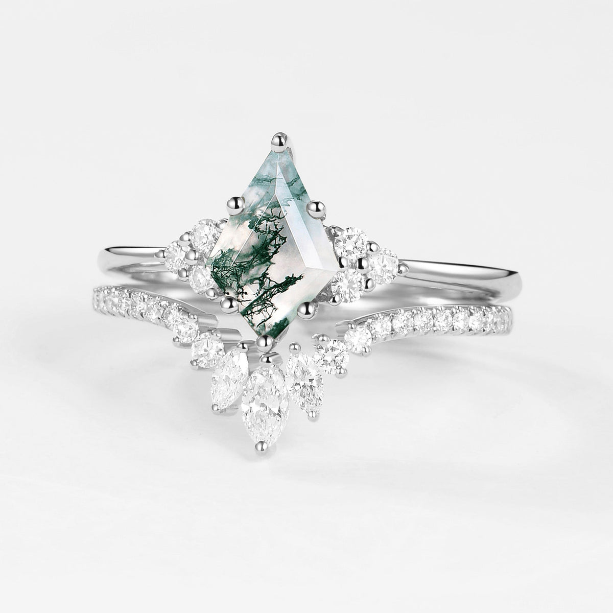 Custom Ring for Alexis (4 installments)