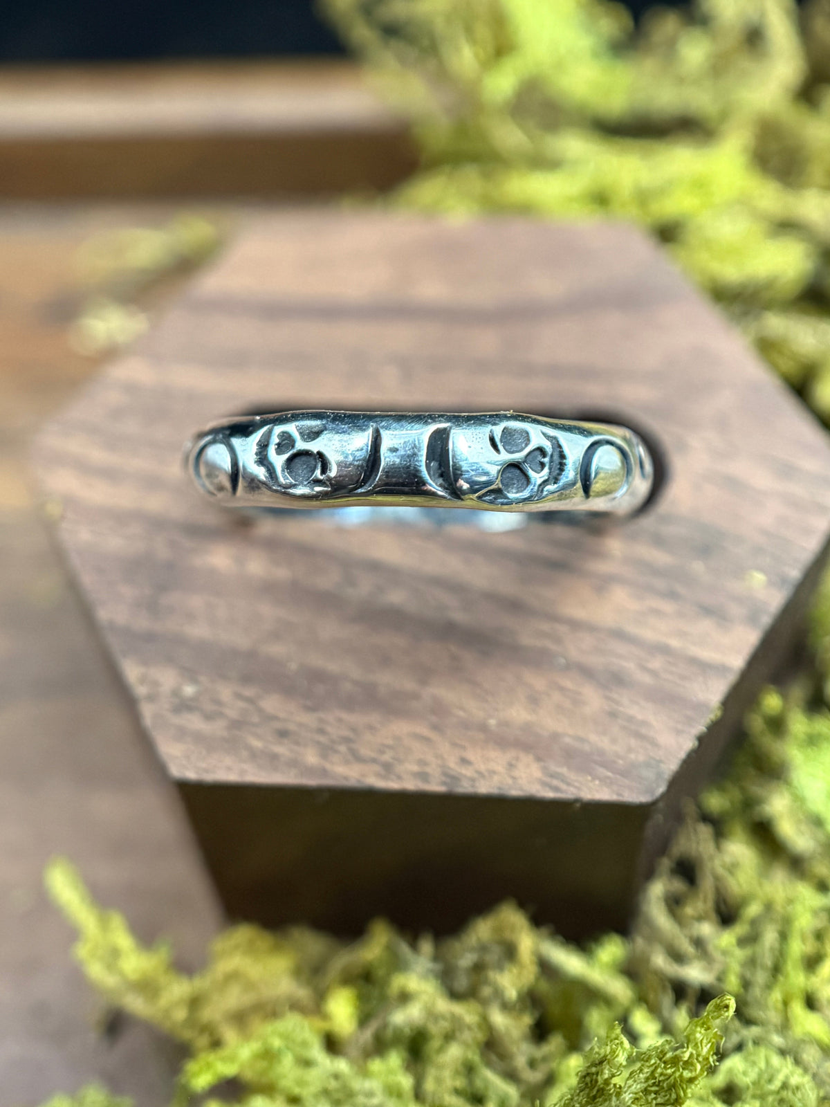 Specter Ring