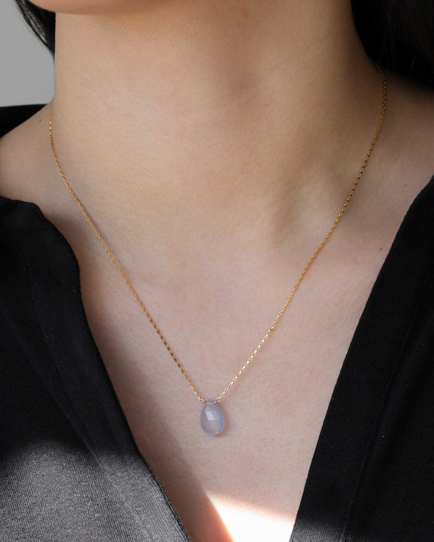 Chalcedony Pear Box Chain Necklace | 14mm