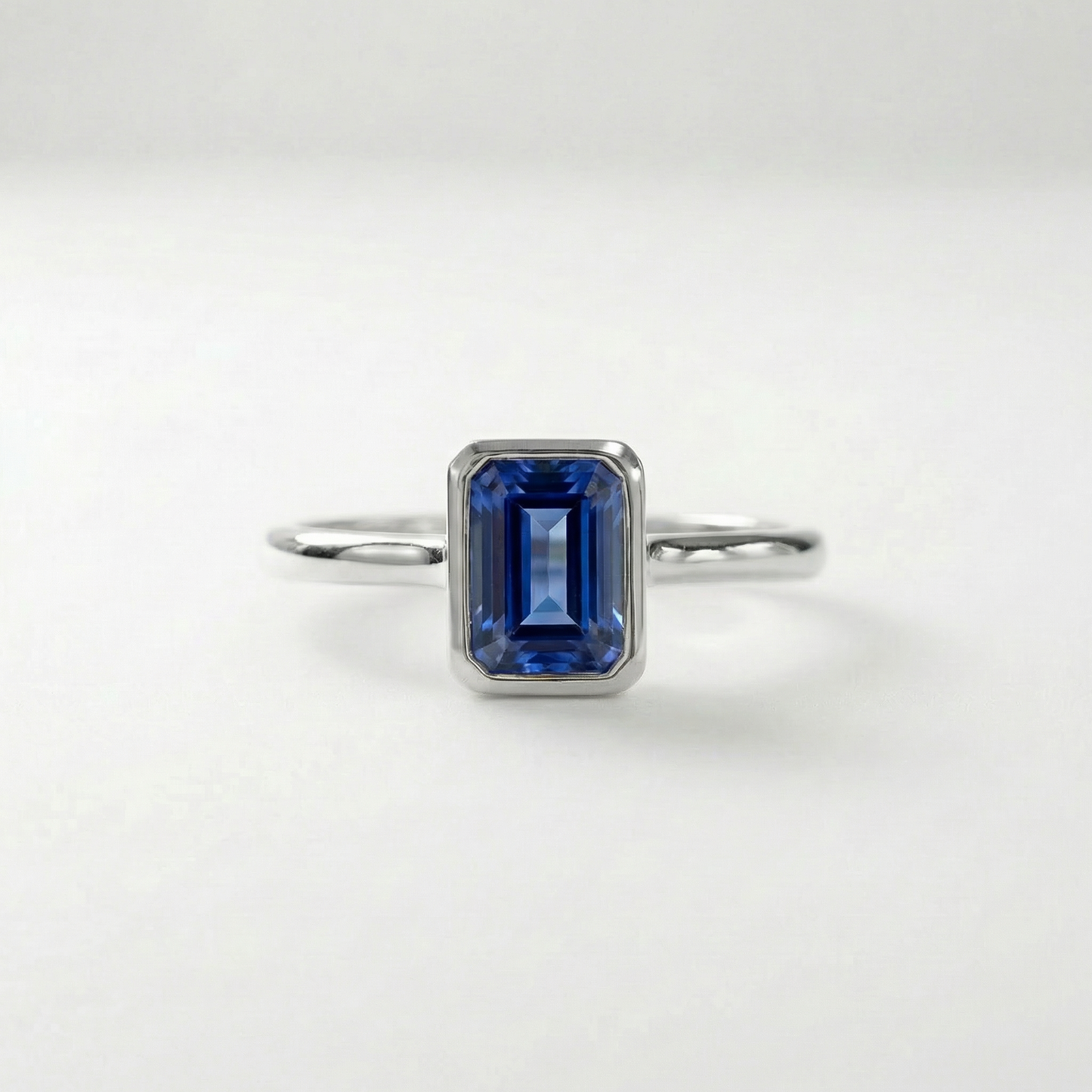 The Classic Bezel Ring | Tanzanite