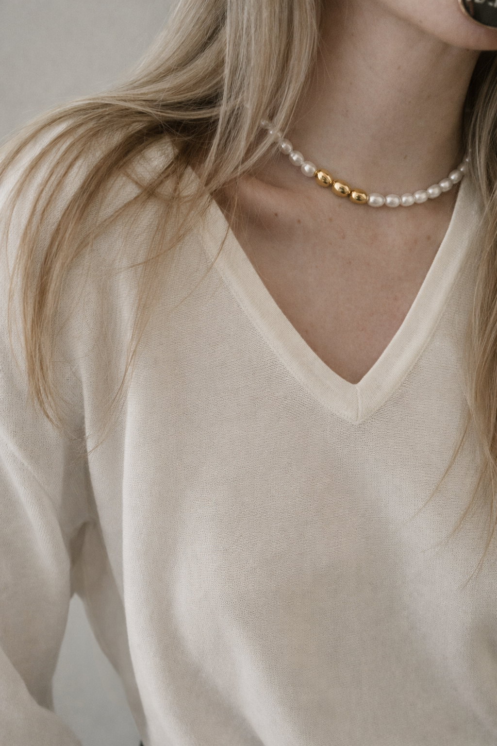 Curve Pearl Choker