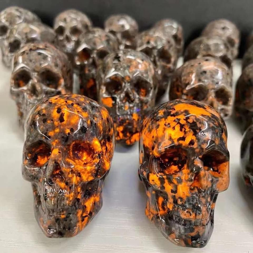 Yooperlite Skull (Approx. 1.5”)