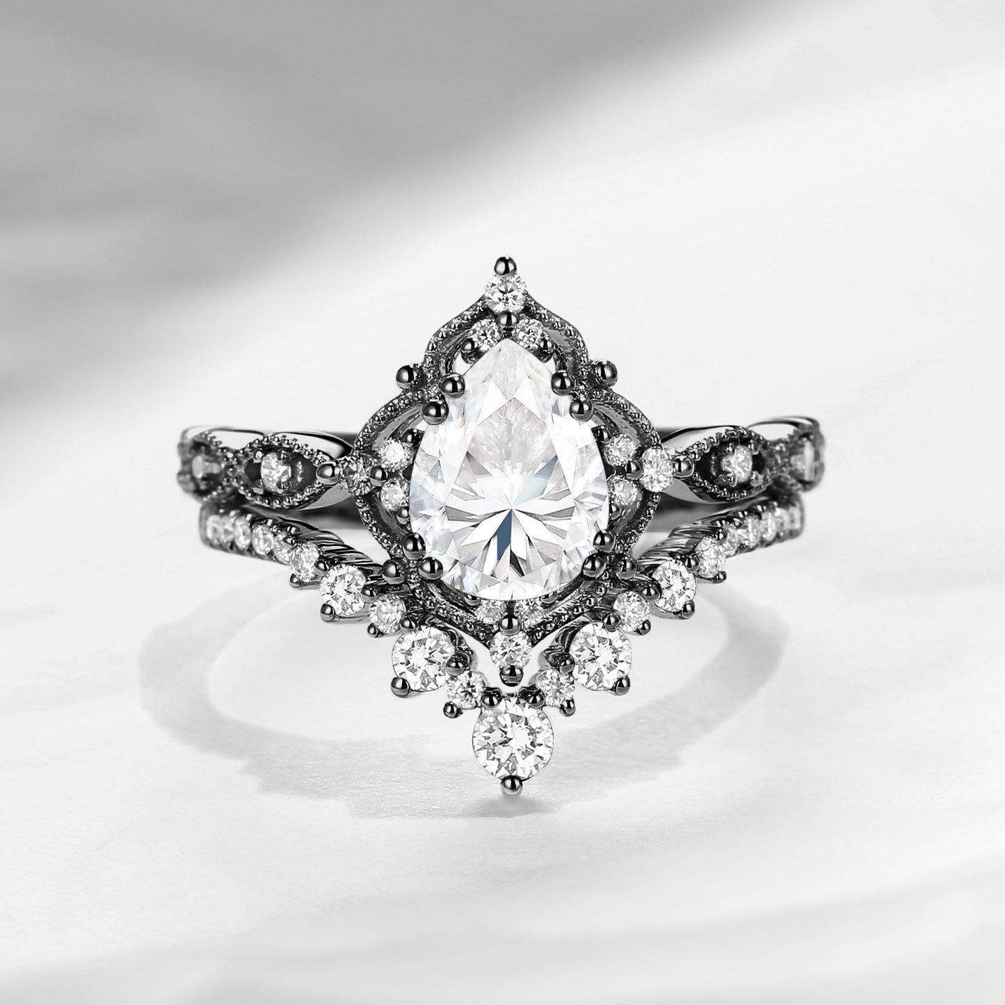 Antique Pear Cut Moissanite Engagement Ring Set 2pcs
