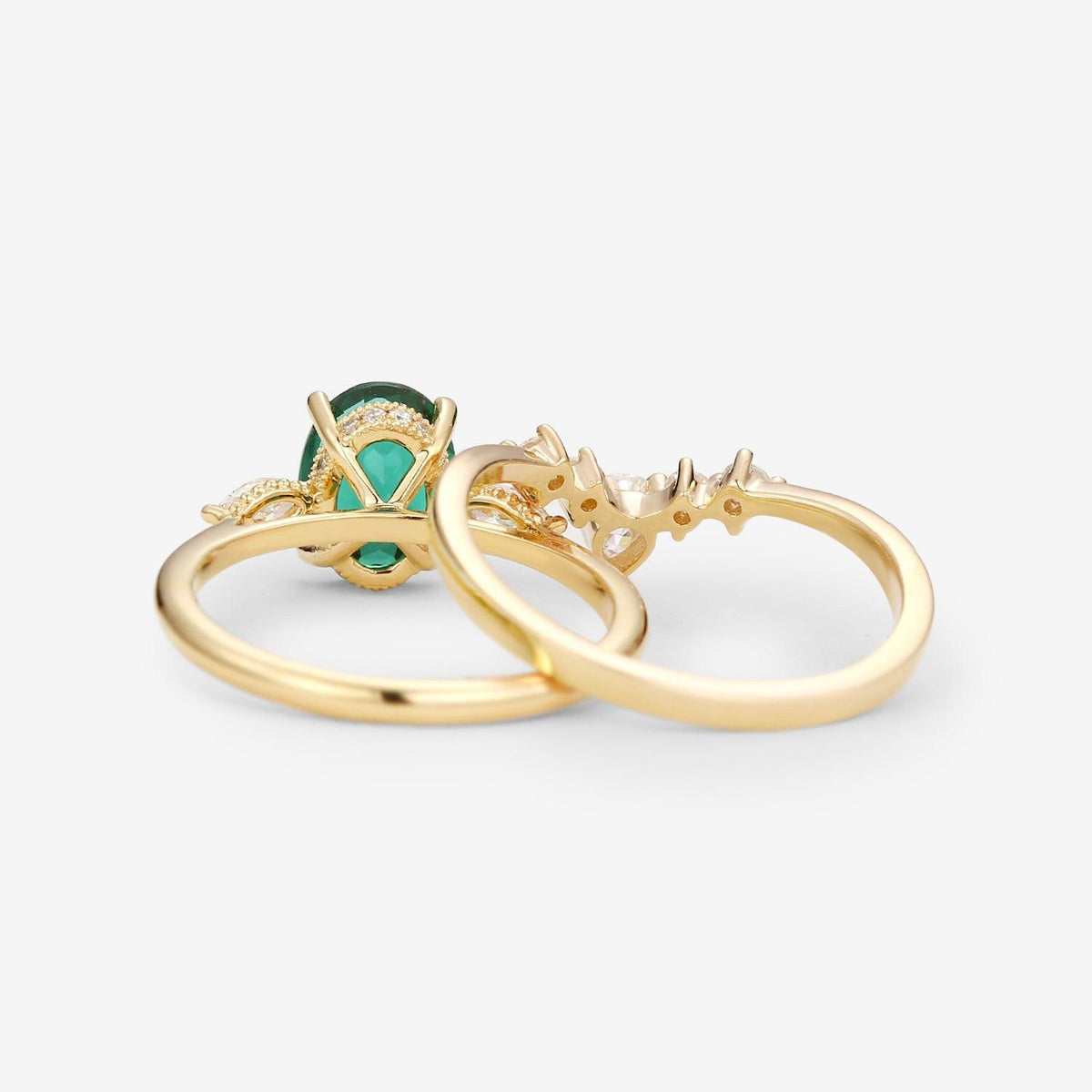 Vera's Grace | Vintage Oval Emerald & Moissanite Bridal Set 2pcs