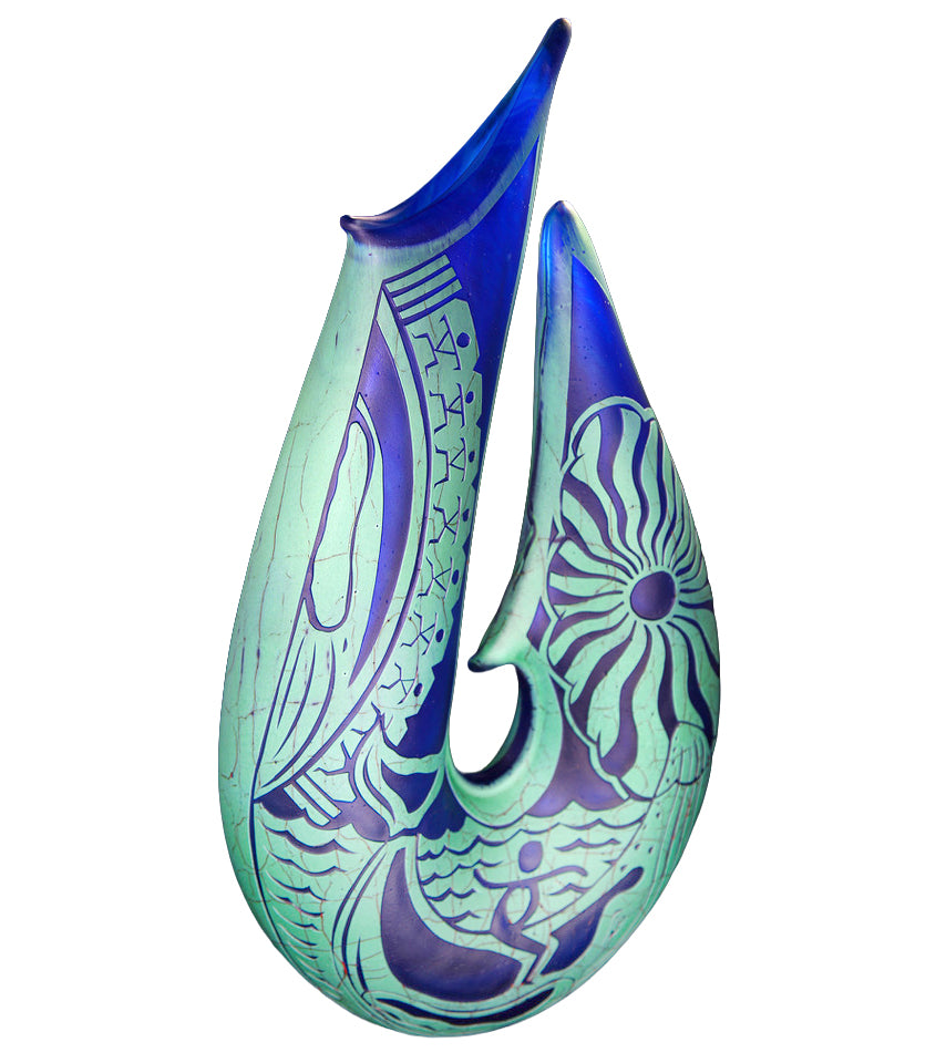 Glass "Fish Hook Makua's Son - FHSE-2" by Daniel Moe