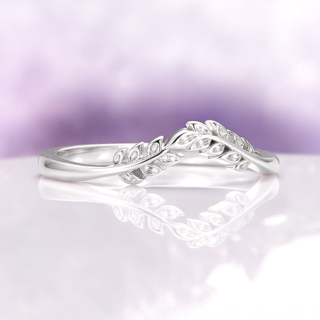 Filigree Leaf Wedding Band in 14K White Gold