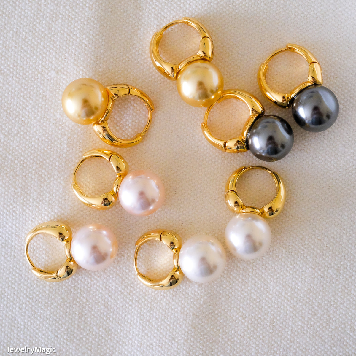 Pink pearls earrings