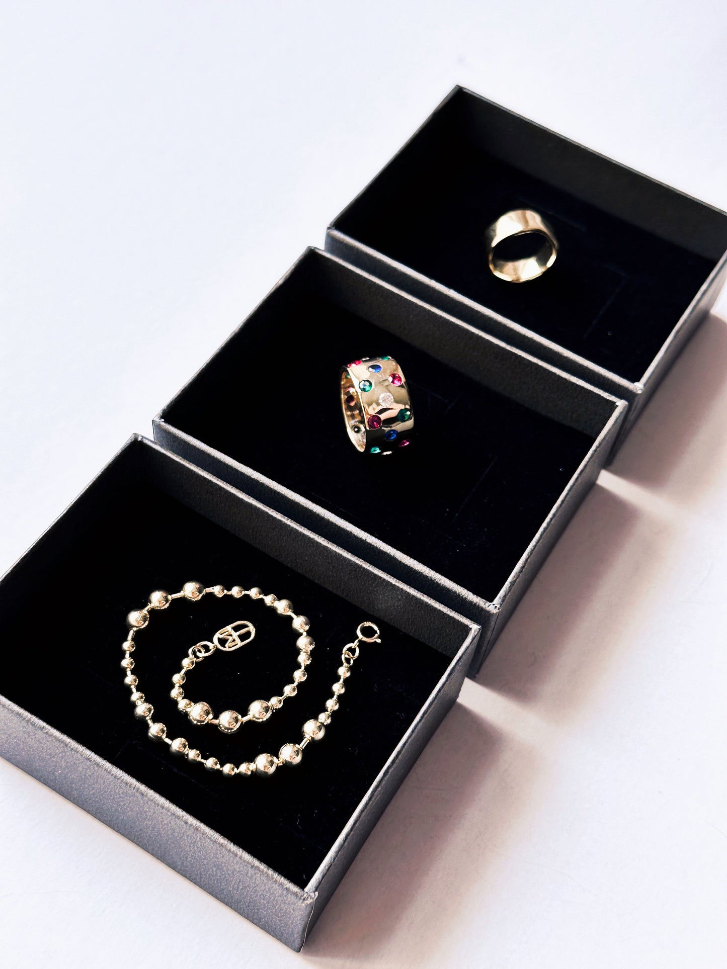 Sinuous Embrace Ring