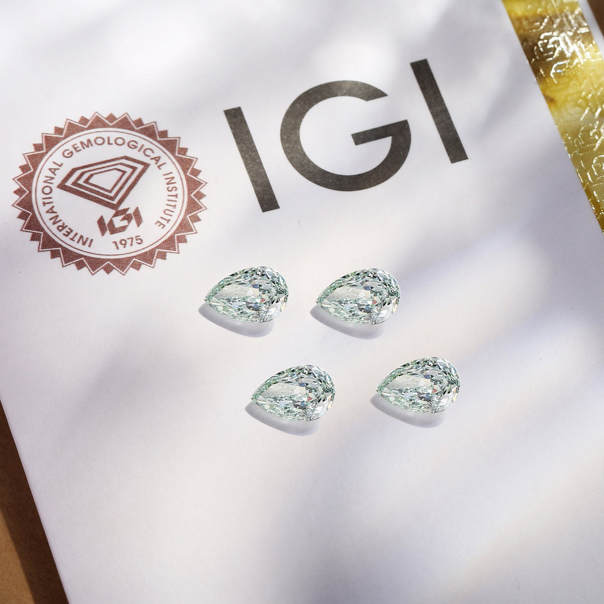 Nature Inspired Vintage Pear Shaped Lab Green Diamond Garden of Eden Engagement Ring Set 2pcs