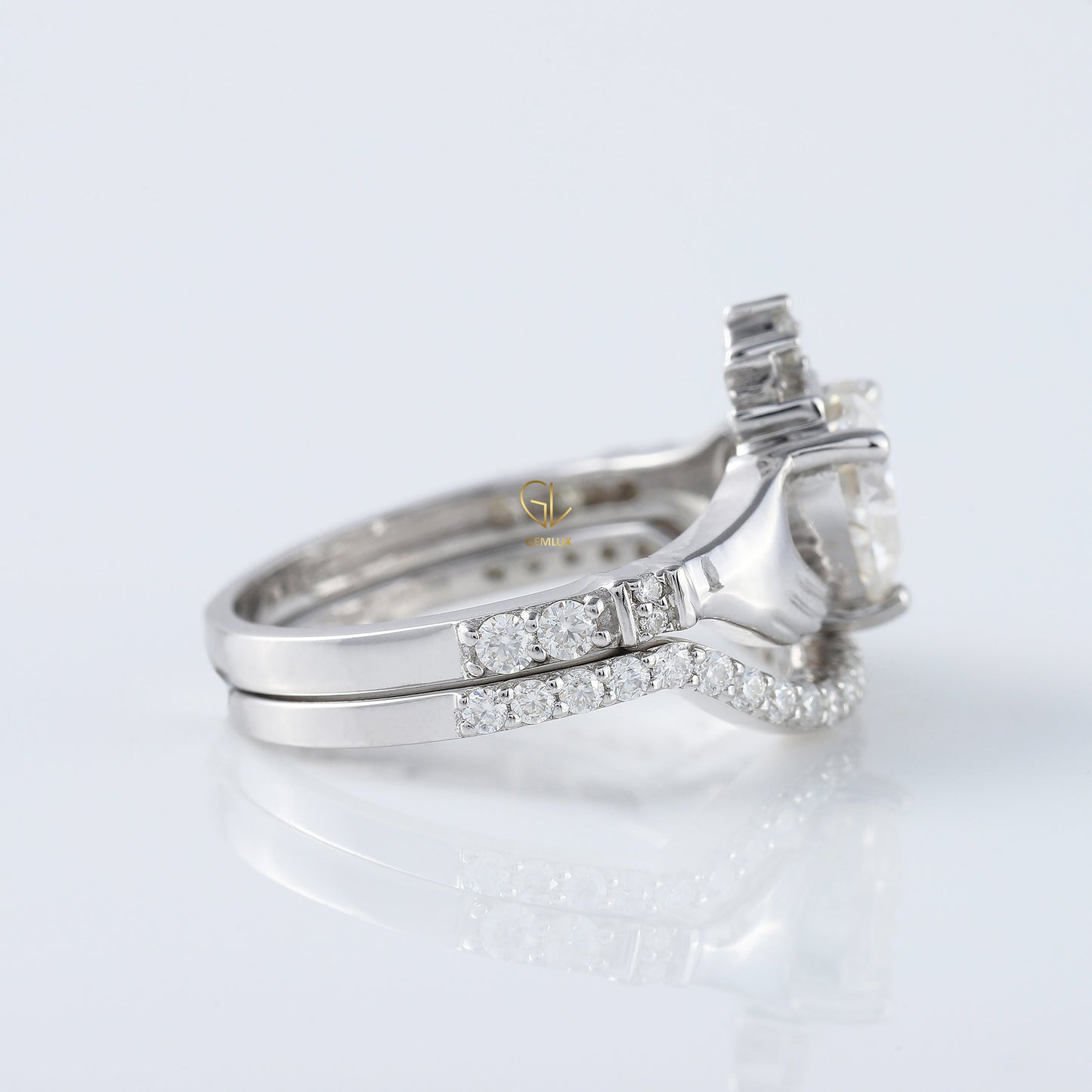 Heart Shape Moissanite Claddagh Ring Set