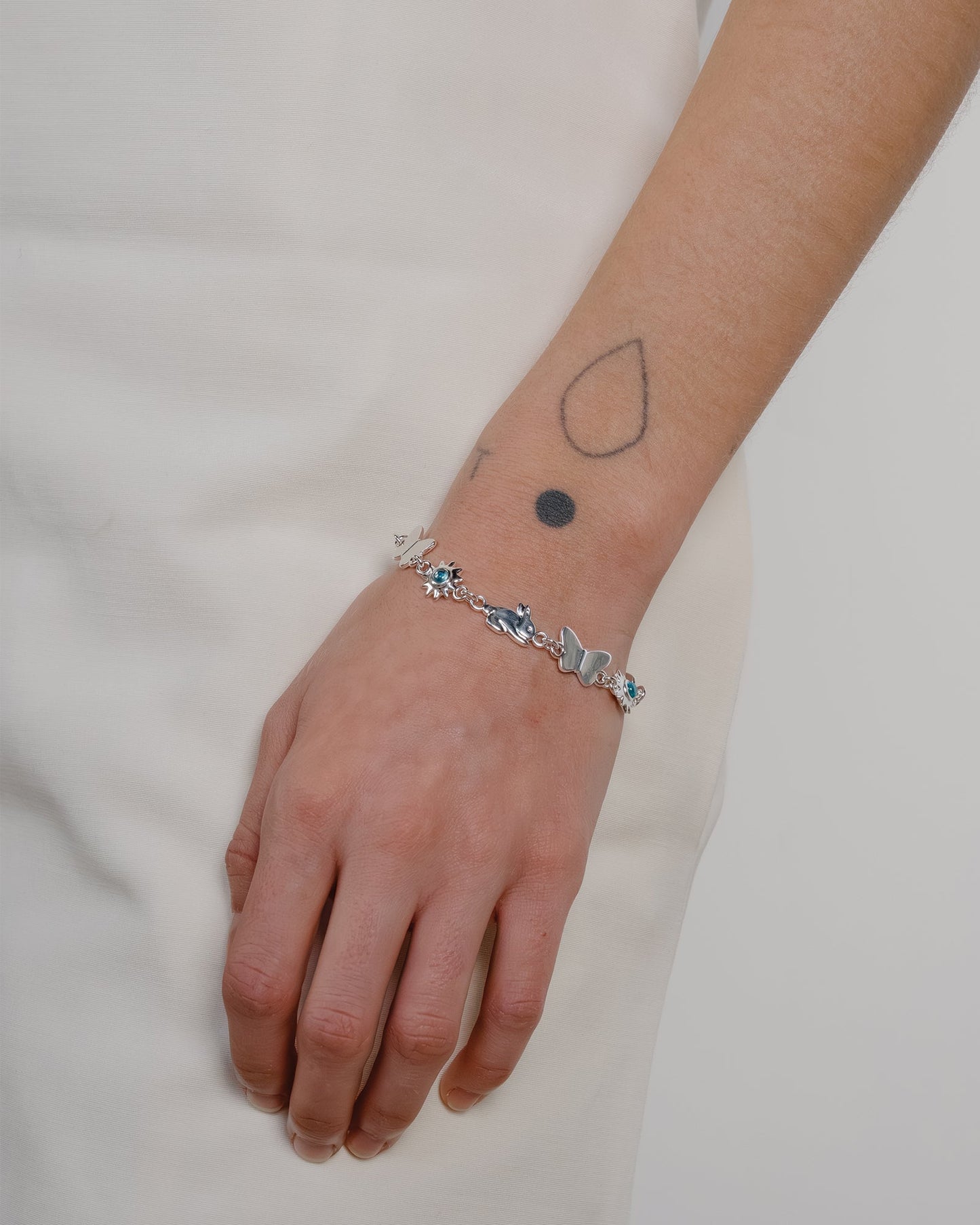 Alice Bracelet