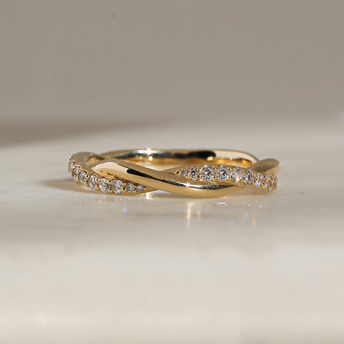 0.25 Carat Lab Grown Diamond Shifting Helix Ring (3.3 mm)