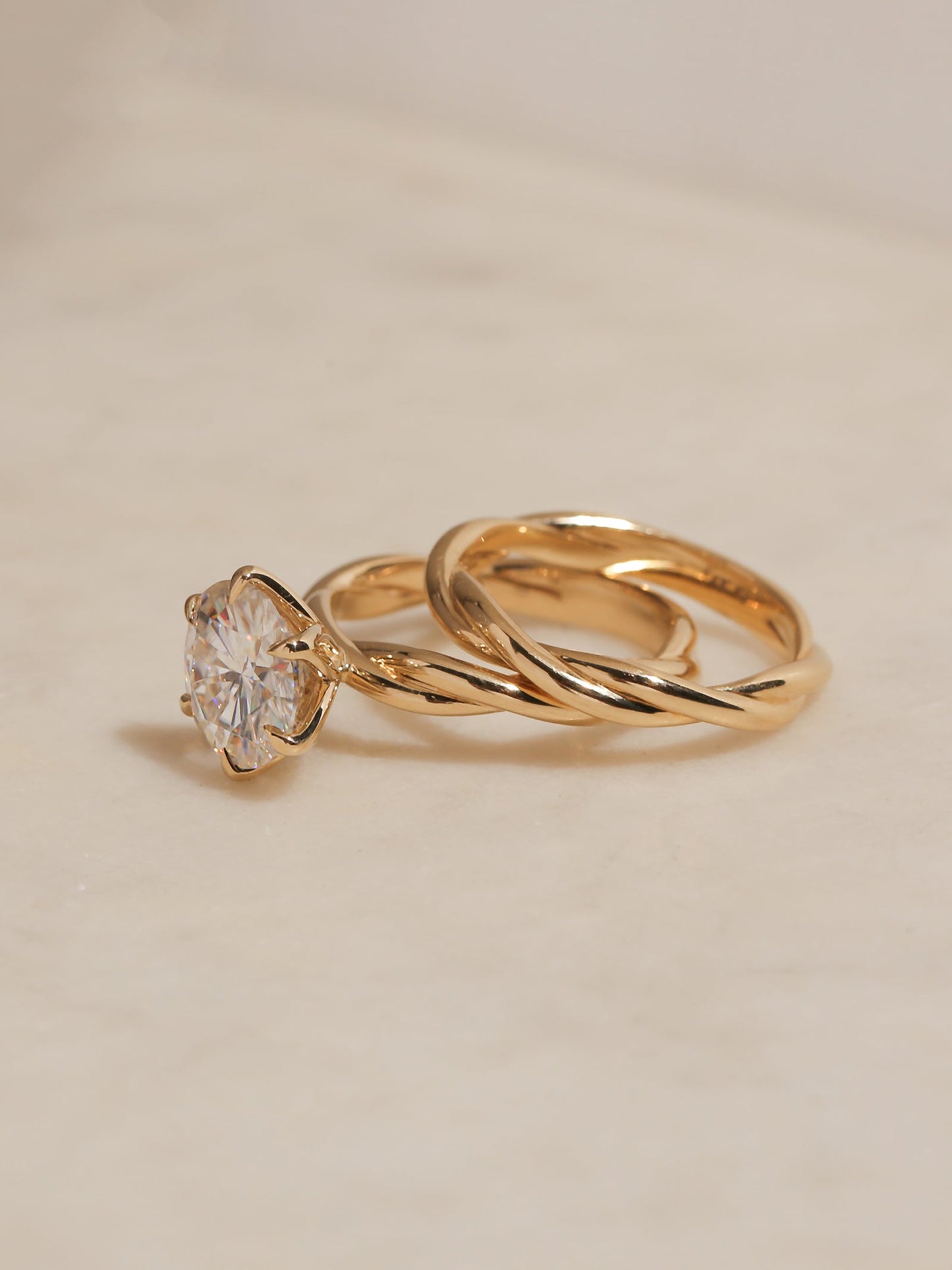 3 Carat Lab Grown Diamond Round Plain Helix Ring